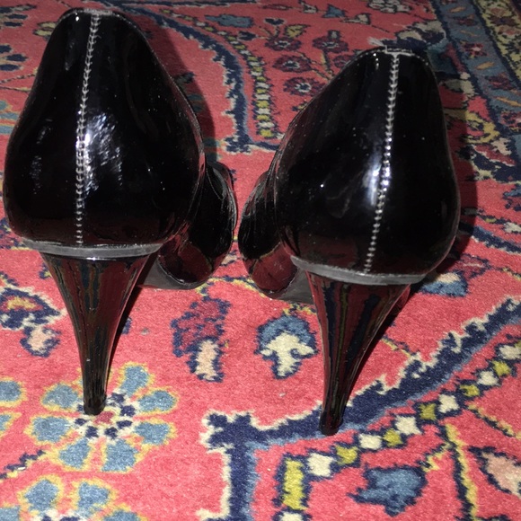 Michael Kors Black patent leather pep toe pump 8.5 - Picture 3 of 7